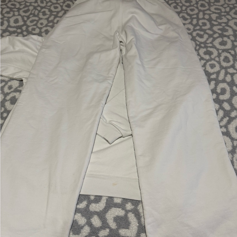 Balenciaga Off White Sweatpants and Hoodie - Picture 6 of 10